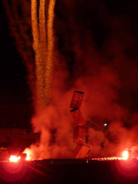 Polyeder mit Feuerwerk